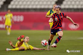 往地展现出 往地展现出